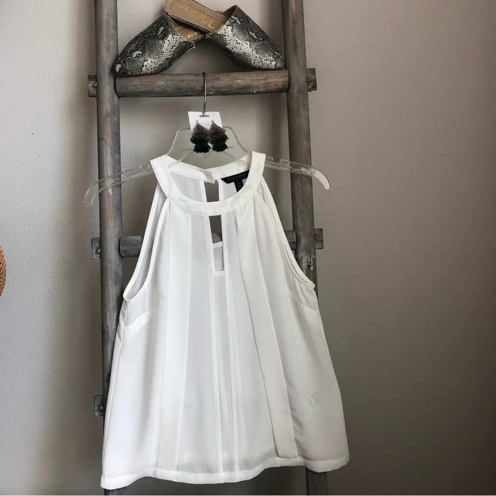 Banana Republic White Sleeveless Top SZ XSP